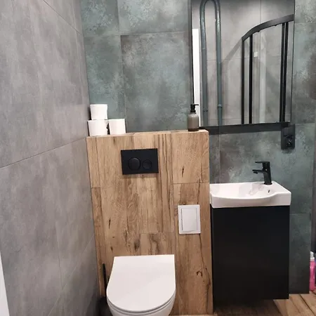 Przytulne Mieszkanie Z Balkonem Dostęp Na Kod Radom